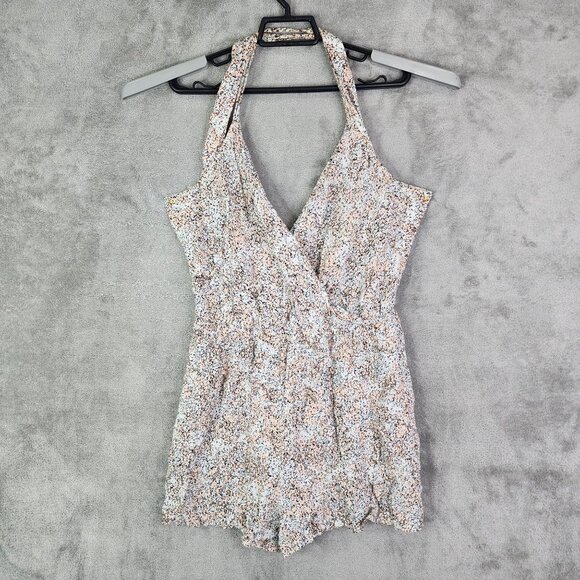 Women's BCBG Generation Halter Neck Pink & White Romper 2" Inseam Size M - Picture 2 of 13